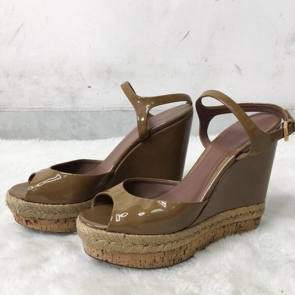 Gucci Women's Brown Patent Leather Peep Toe Platform Wedges Heels Size 39 1/2 - Picture 1 of 16